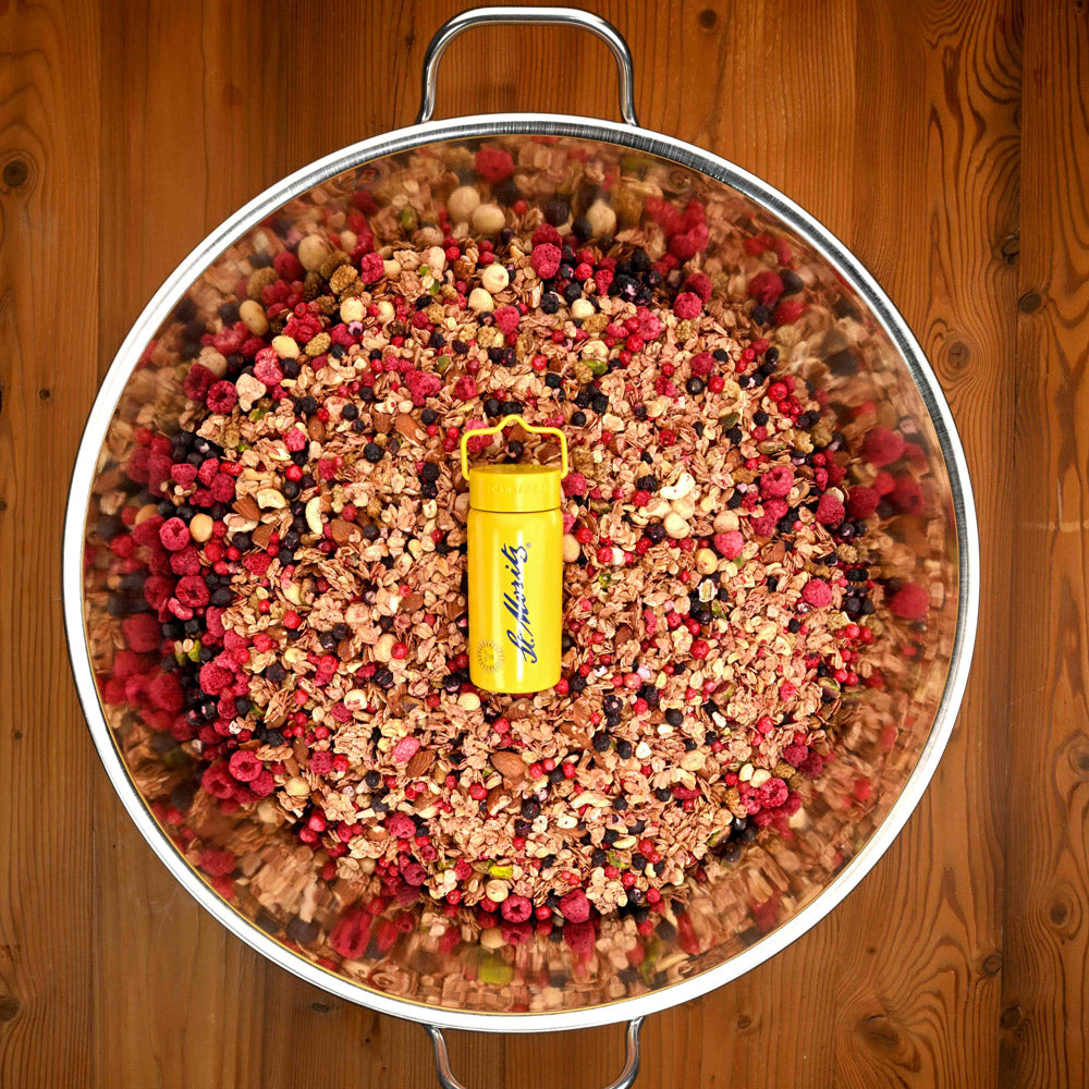 BIO Very Berry Granola mit Sports Can von oben